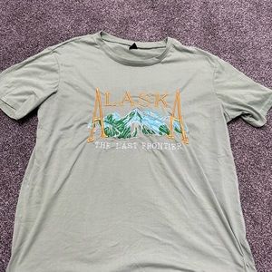 size medium, SHEIN T- shirt